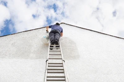 Peinture extérieure à la Chapelle-Neuve — façades et ravalement